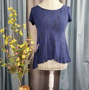 🌻🌺🌻KENSIE FLOWY POLKA DOT TOP!!